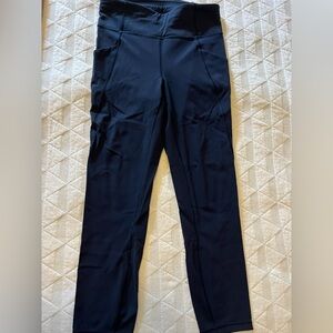 Lululemon women’s navy leggings, size 6